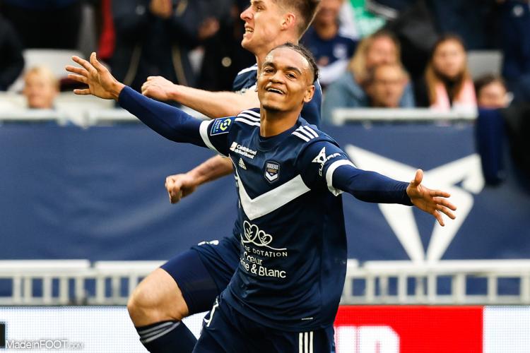 Mercato - Un ancien crack des Girondins va rebondir au RCSA !