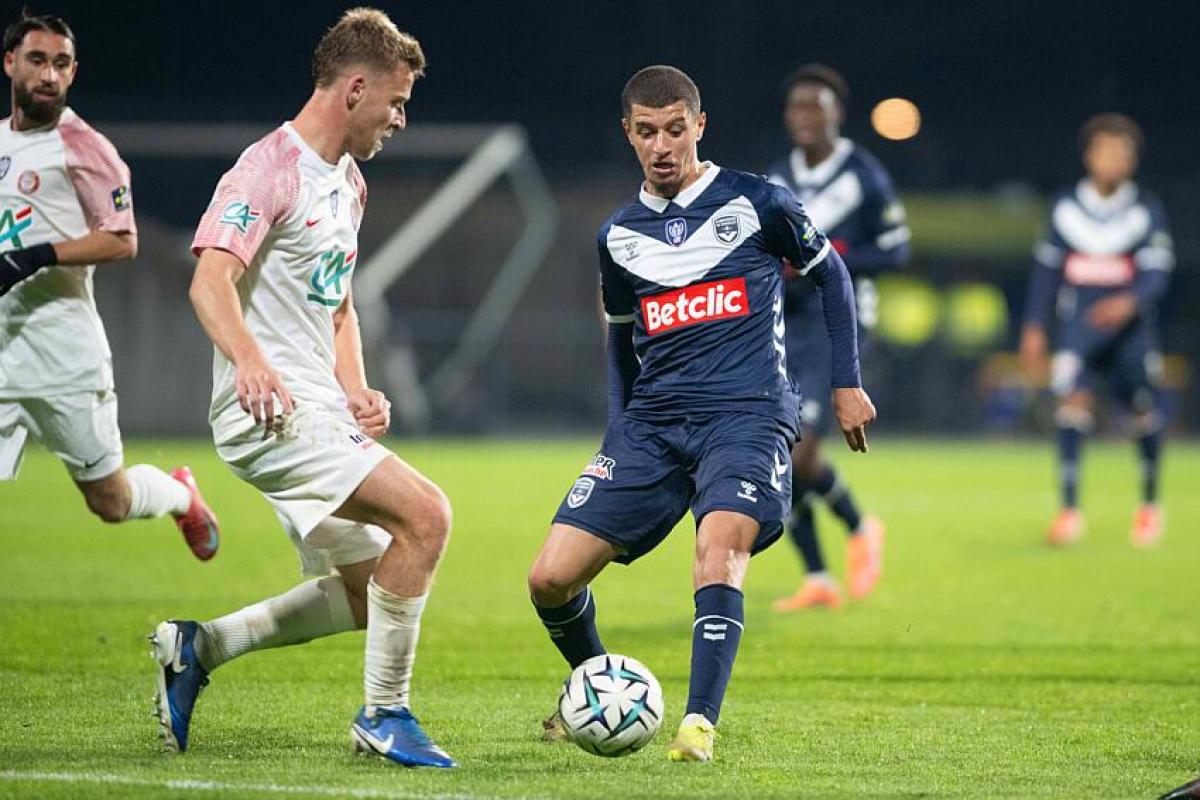 Girondins de Bordeaux defeats Bayonne 2-0 in opener