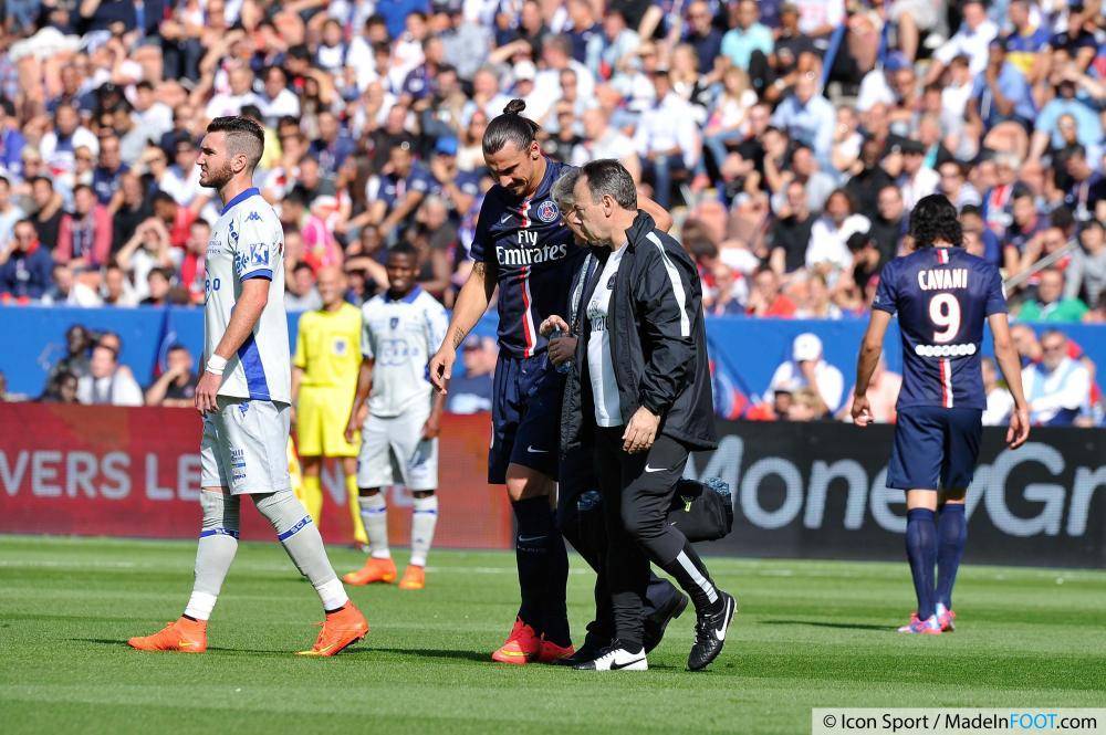 L'actualité footballistique de ce vendredi après-midi 24 Octobre 2014 a été marquée par la journée de Ligue 1 à venir