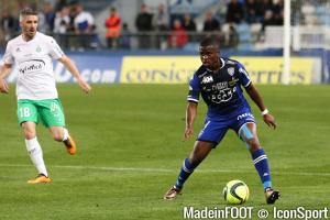 Ayité dans le viseur de Caen et Bordeaux