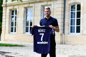 Ménez et l'oreille coupée
