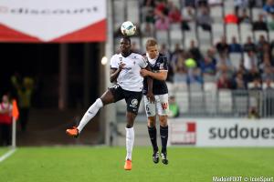 Igor Lewczuk va prolonger son contrat au FCGB.