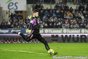 Benoît Costil, le gardien de but du FCGB.