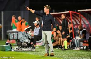 Le groupe du Dijon FCO pour le déplacement sur la pelouse des Girondins de Bordeaux.