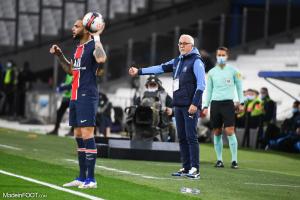 Nasser Larguet, l'entraîneur par intérim de l'Olympique de Marseille.