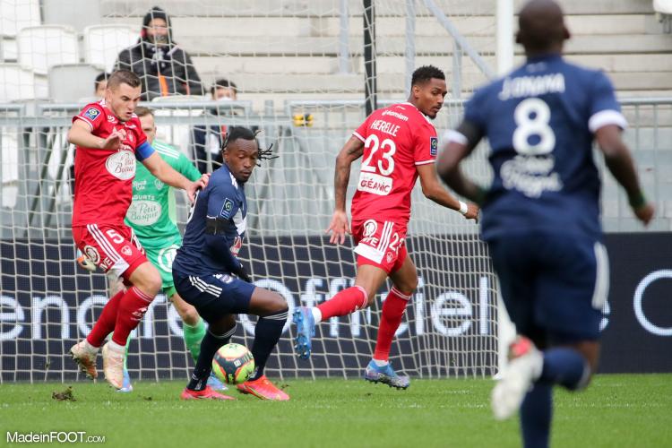 Girondins - Alberth Elis se confie sur les sacrifices de ses parents